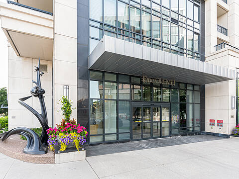 1 Old Mill Dr #1118, Toronto