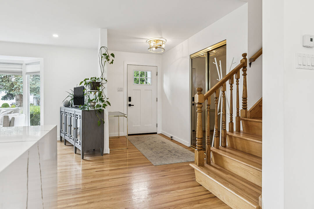 10719 Mapleglen Crescent SE, Calgary, Alberta