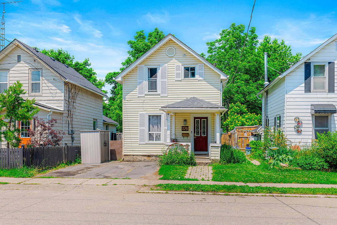 276 First Street, Gananoque, Ontario