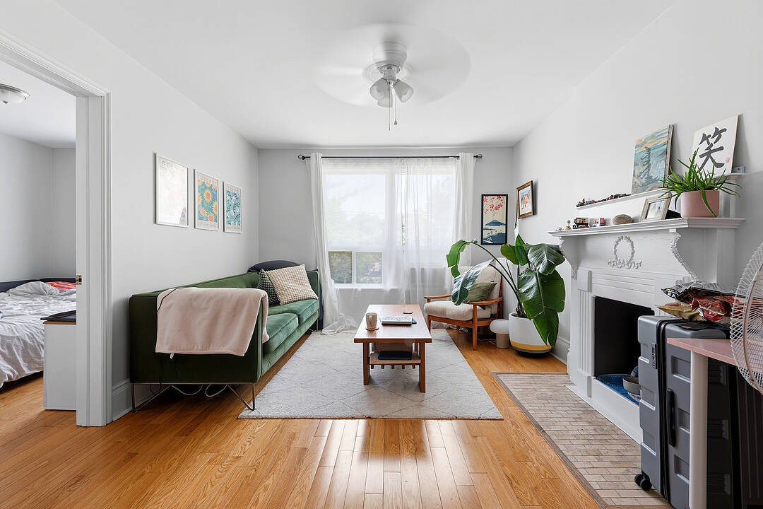 376 Sunnyside Ave, Toronto, Ontario