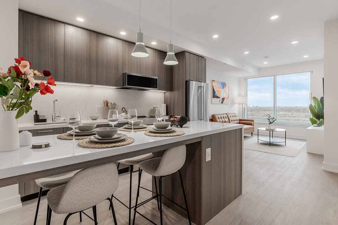 29 York Garden Way #1404, Toronto, Ontario