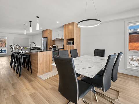 1075 Rue Raymond-Casgrain, La Cité
