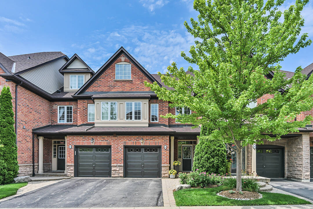 41-300 Ravineview Way, Oakville, Ontario