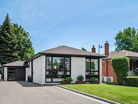 17 Sigmont Rd, Toronto