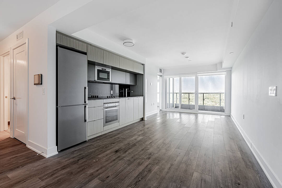 585 Bloor St E #2124, Toronto, Ontario