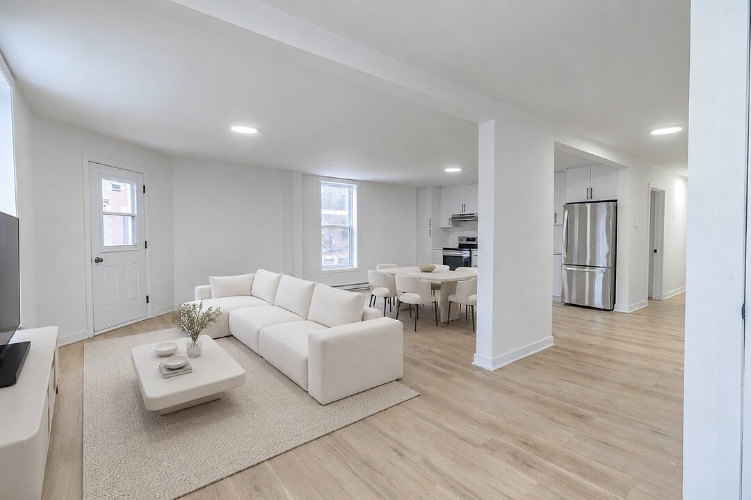 5261 Boul. St-Laurent, Le Plateau-Mont-Royal, Québec