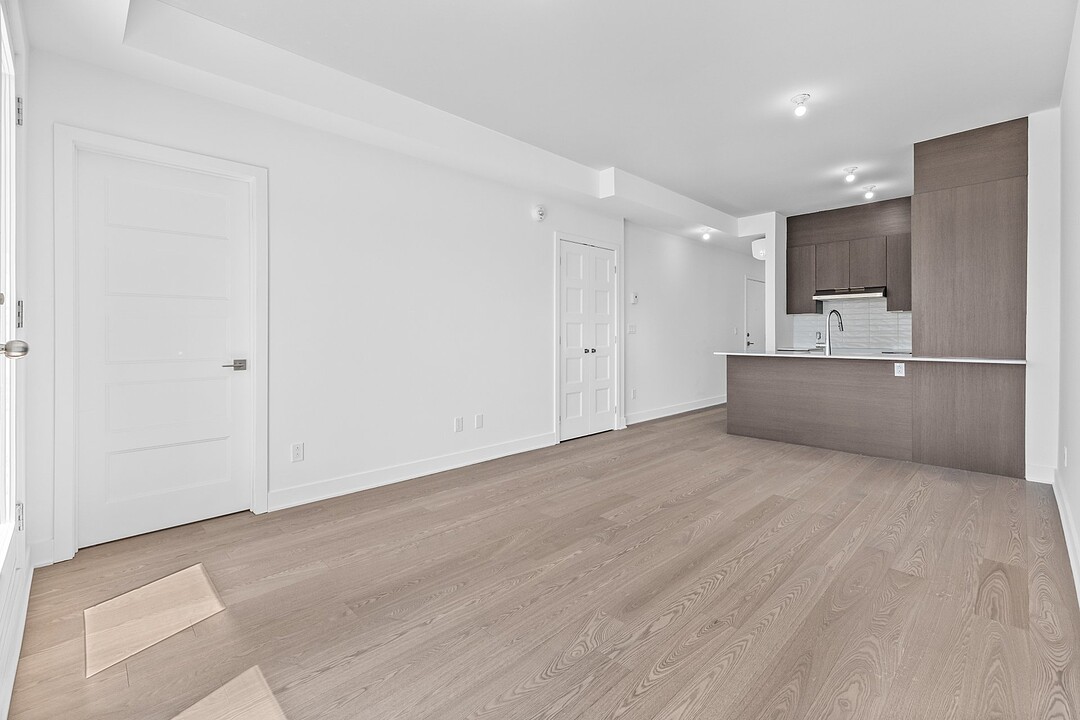 2410 Rue Florian, Apt. 201, Ville-Marie, Québec
