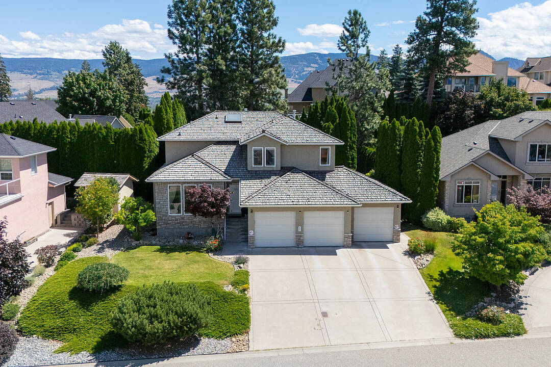 969 Skeena Drive, Kelowna, British Columbia