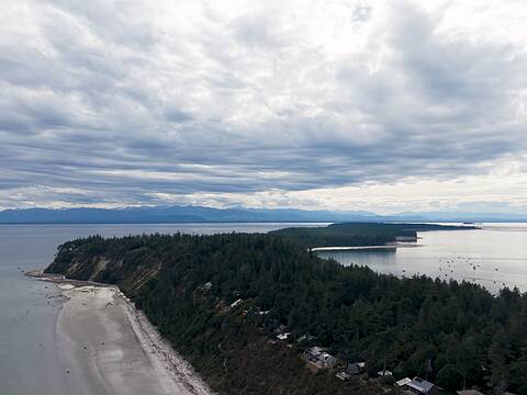 3200 Vancouver Boulevard, Savary Island