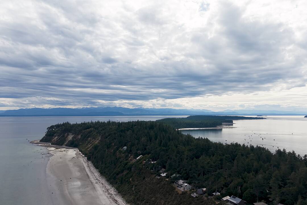 3200 Vancouver Boulevard, Savary Island, British Columbia
