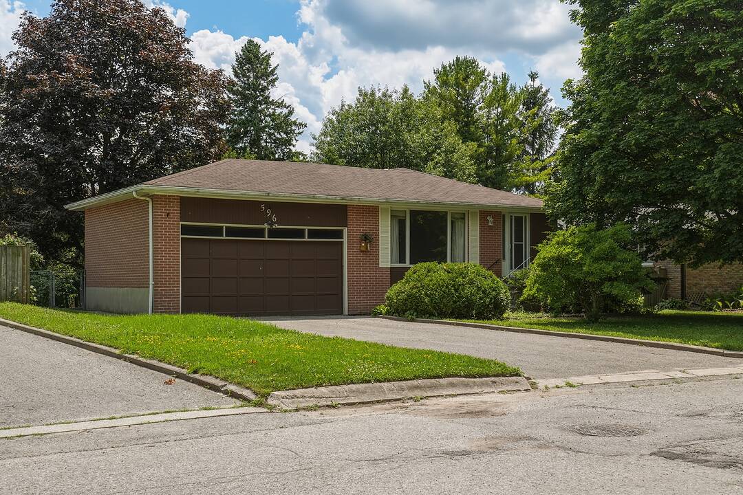 596 Maystone Crt, Whitchurch-Stouffville, Ontario