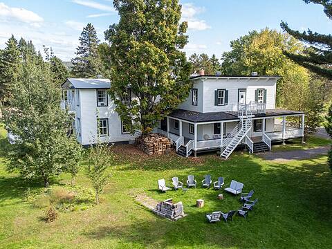 1162 Rue Principale, Prévost