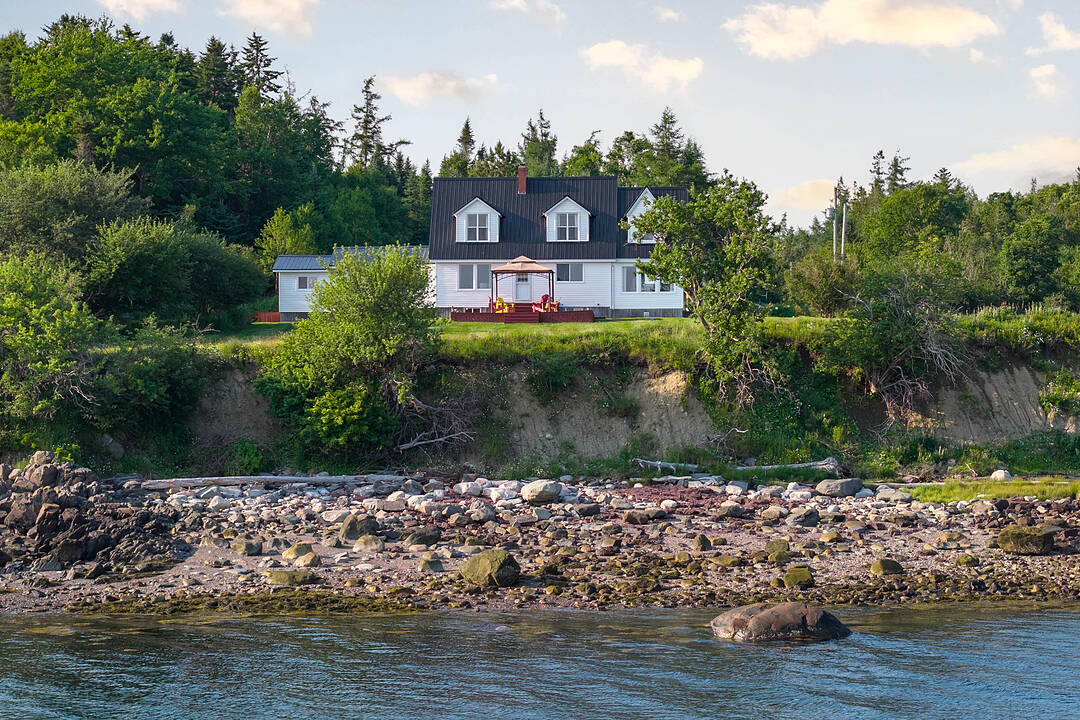 280 Holts Point Road, Bocabec, New Brunswick
