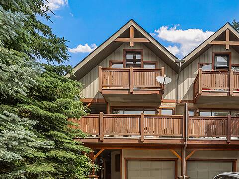 813 5th Street #4, Canmore