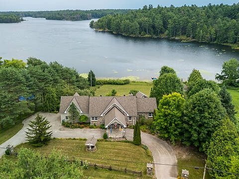 43 Temperance Lake Road, Athens