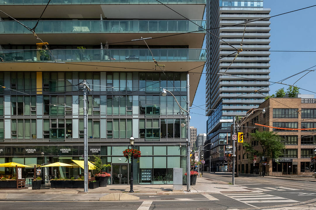 74 Adelaide St E, Toronto, Ontario