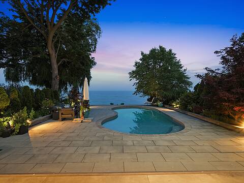 102 Cumberland Dr, Mississauga