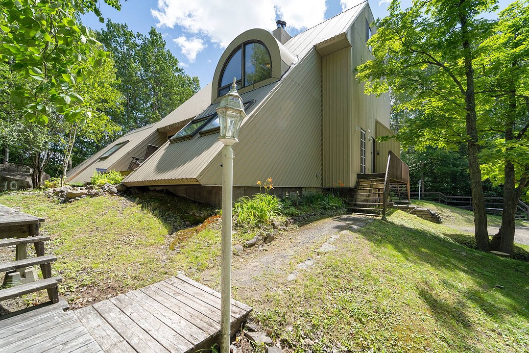 918 Rue du Rocher-Boisé, Sainte-Adèle, Québec