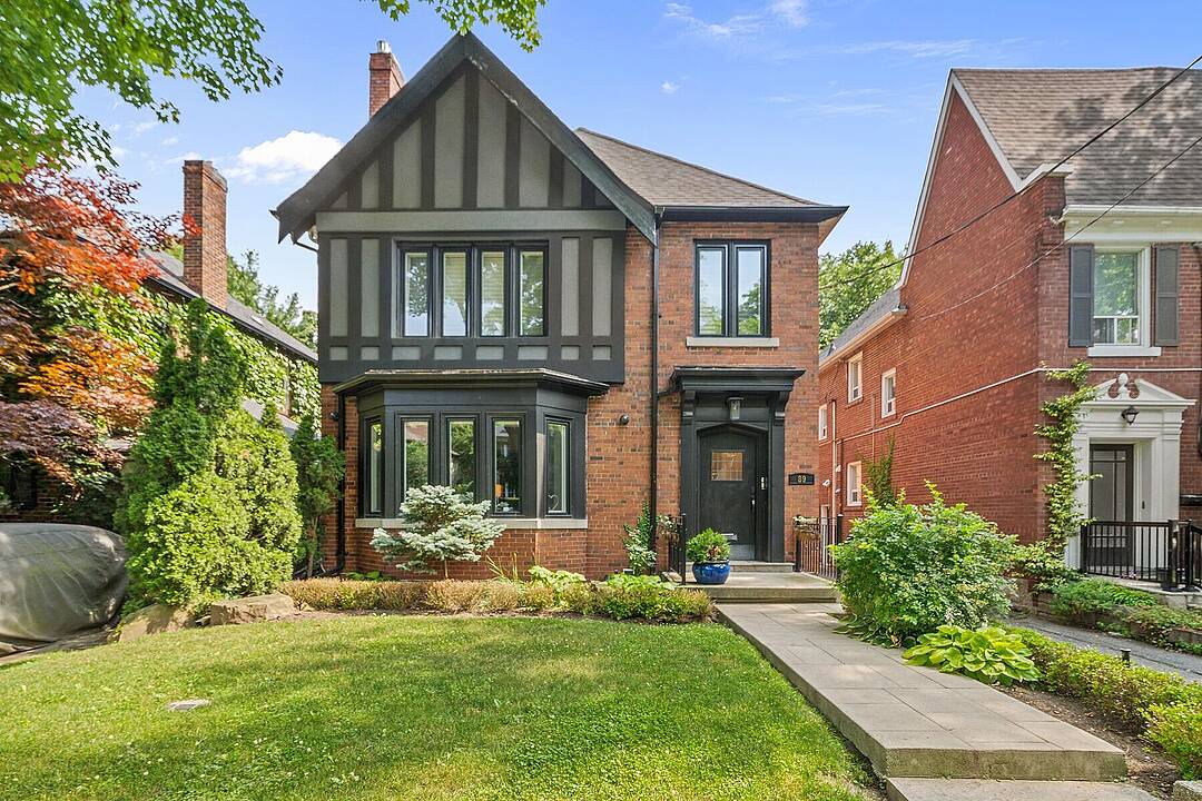 89 Whitehall Rd #Lower Level, Toronto, Ontario