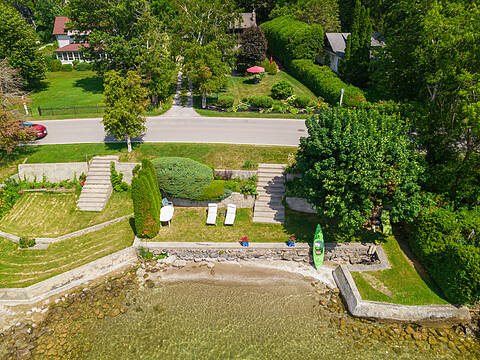 171 Lake Dr N, Georgina