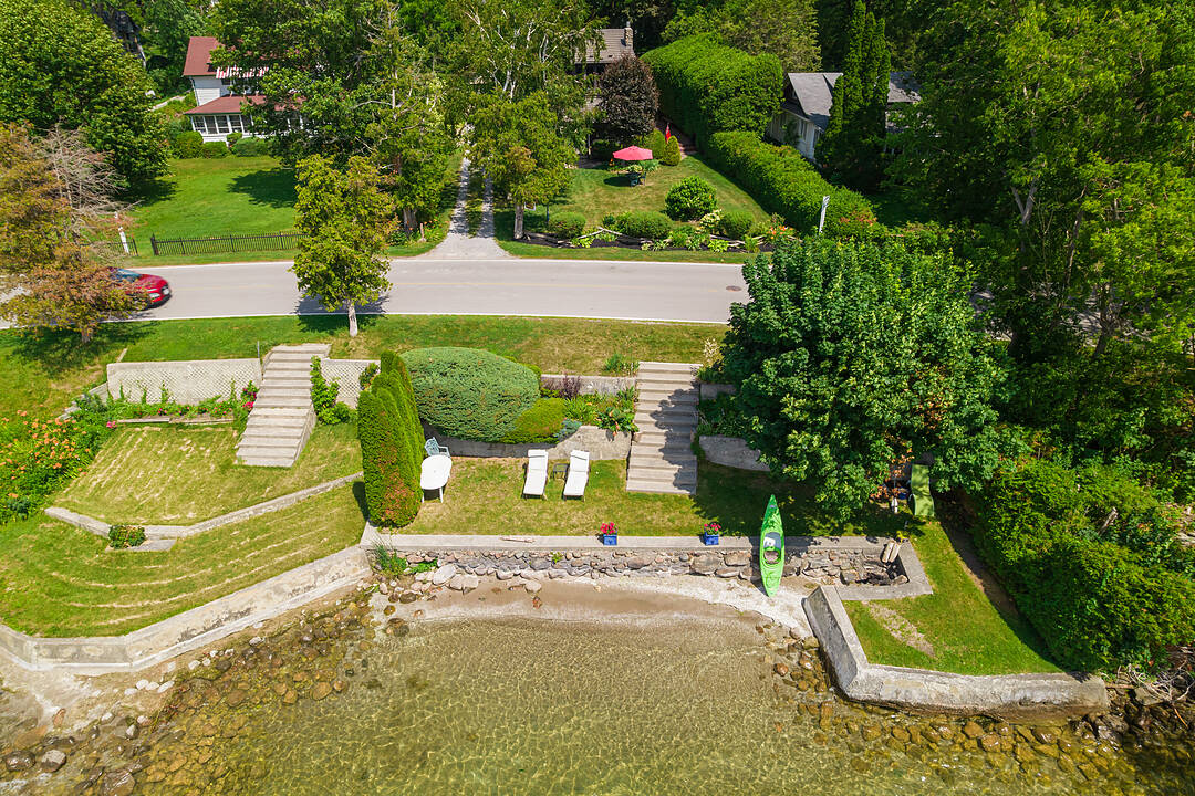 171 Lake Dr N, Georgina, Ontario