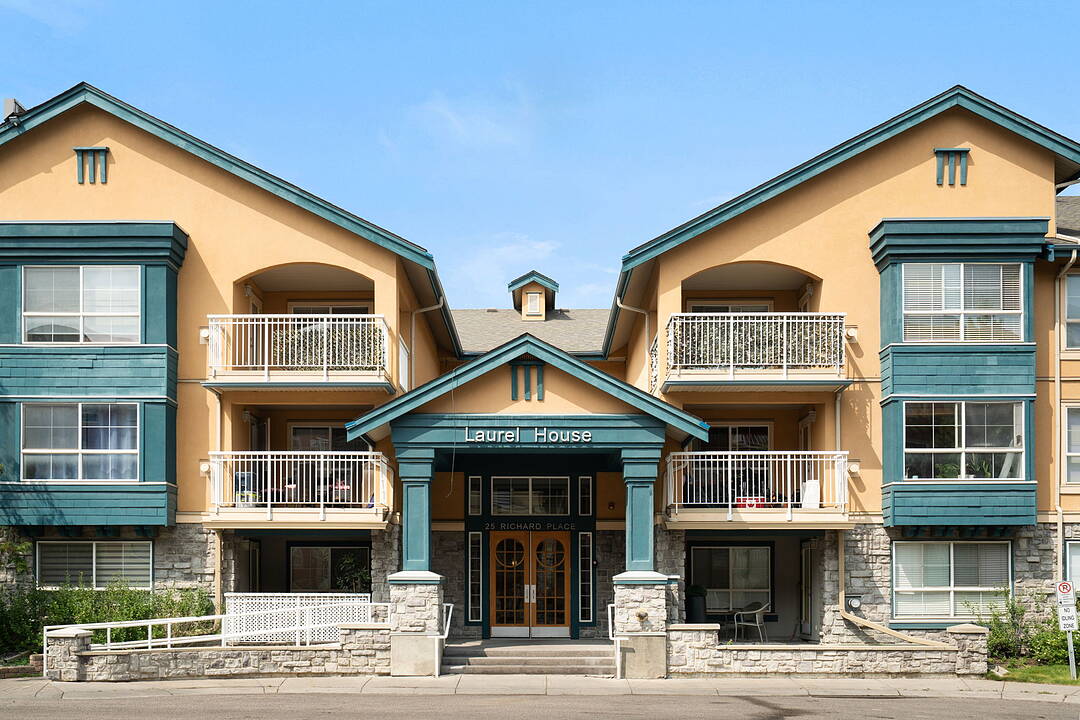 25 Richard Place SW #120, Calgary, Alberta