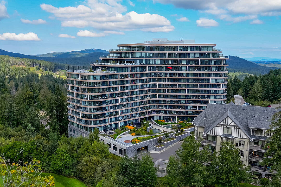 1002-2000 Hannington Road, Langford, British Columbia