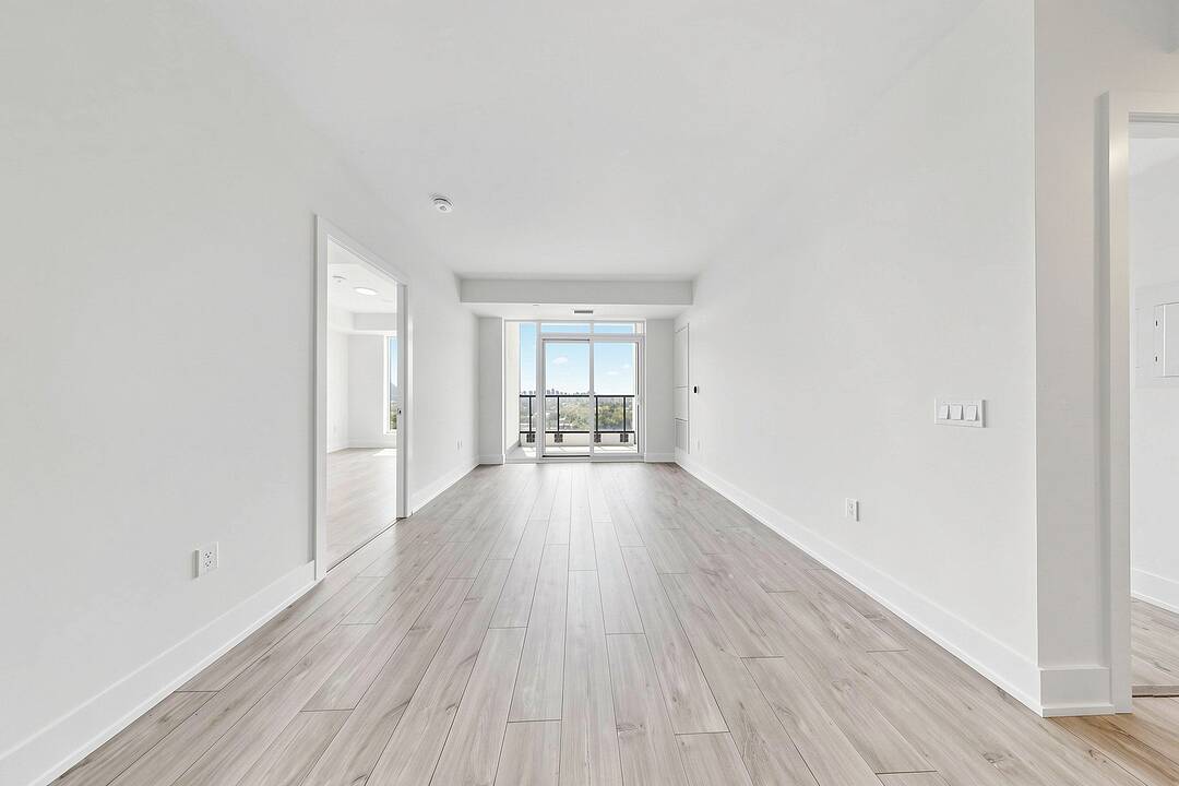 858 Dupont St #834, Toronto, Ontario