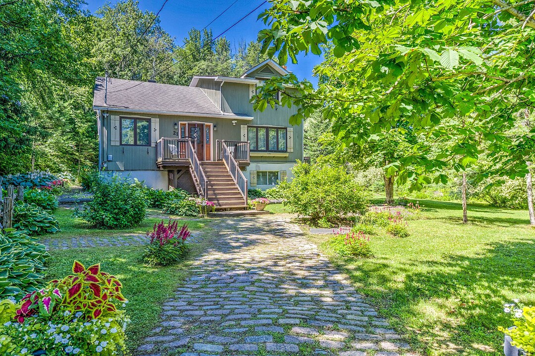 21 Ch. des Cèdres, Sainte-Anne-des-Lacs, Québec