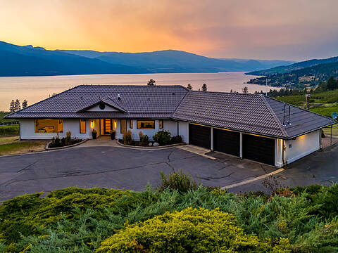 1090 Camp Road, Lake Country