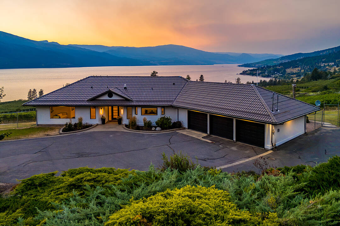1090 Camp Road, Lake Country, British Columbia
