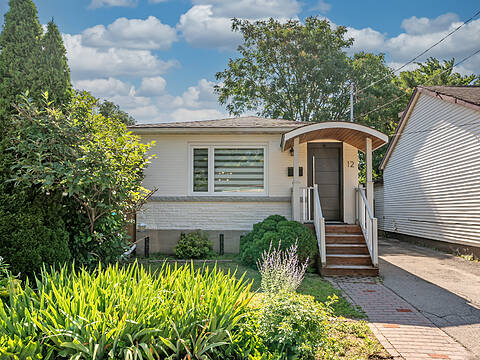 12 Peel St S, Hamilton