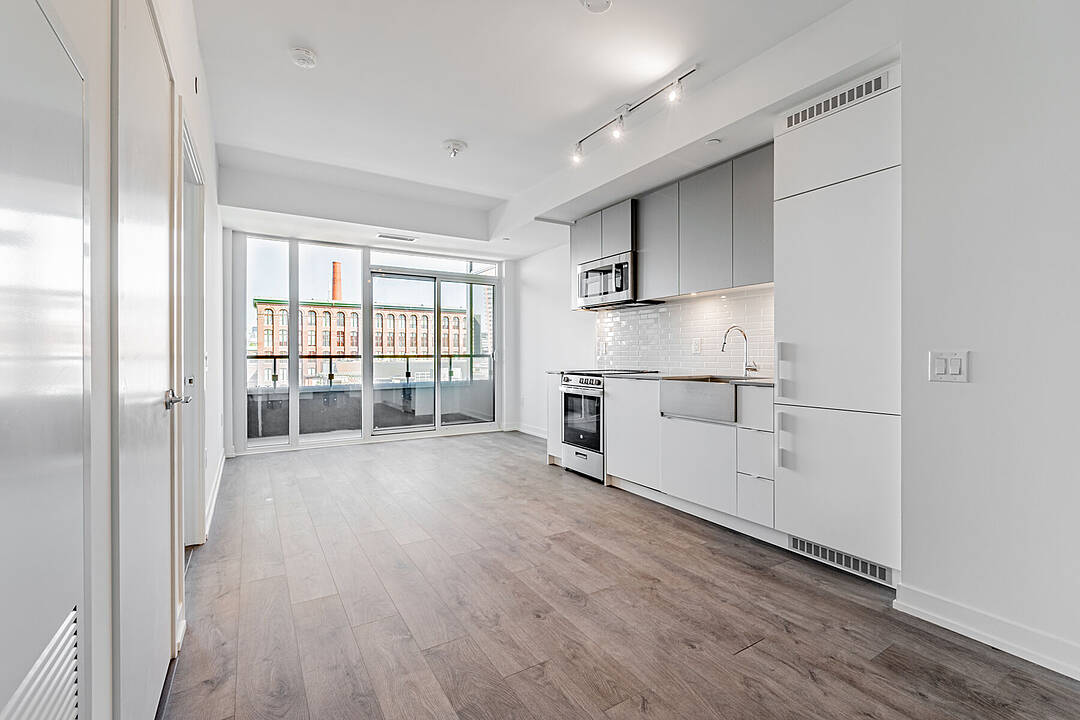 270 Dufferin St #303, Toronto, Ontario