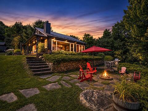 2524 Route Nicholas-Austin, Bolton-Est
