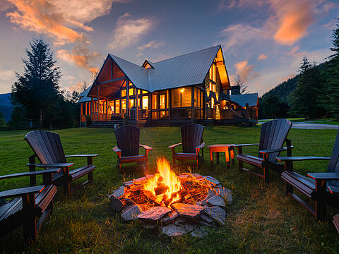 4785 Airport Way, Revelstoke