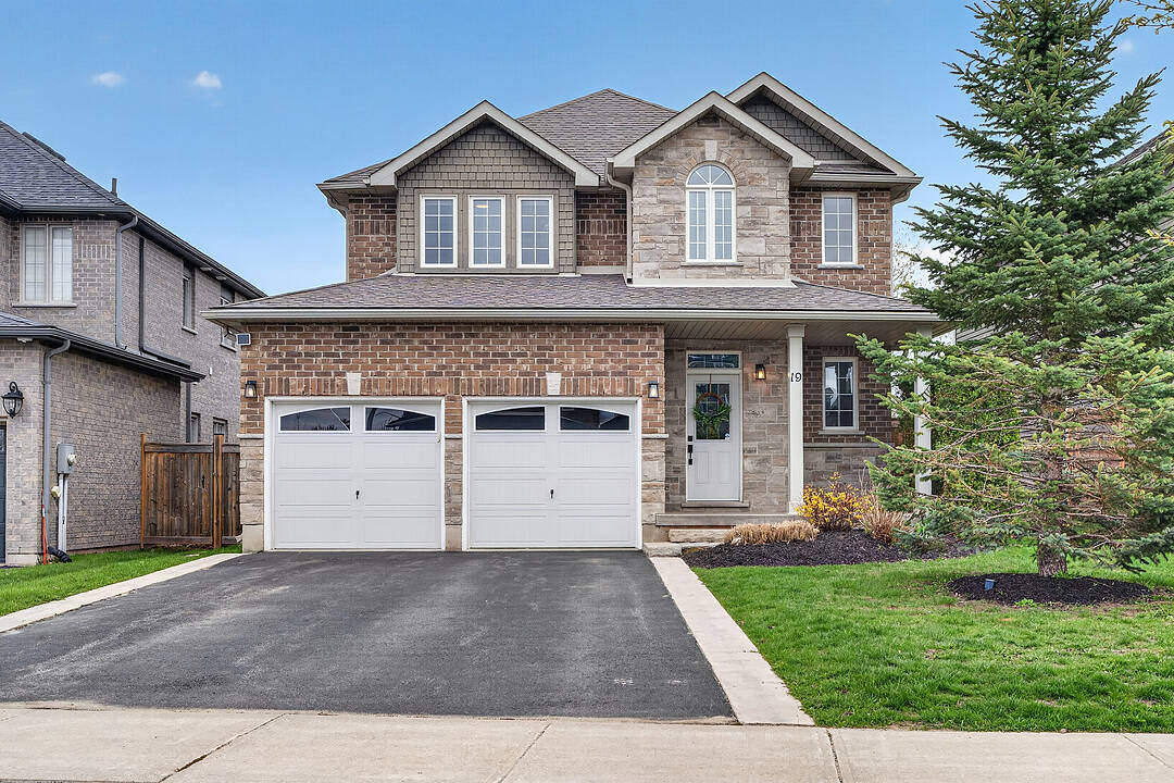 19 Garbutt Crescent, Collingwood, Ontario