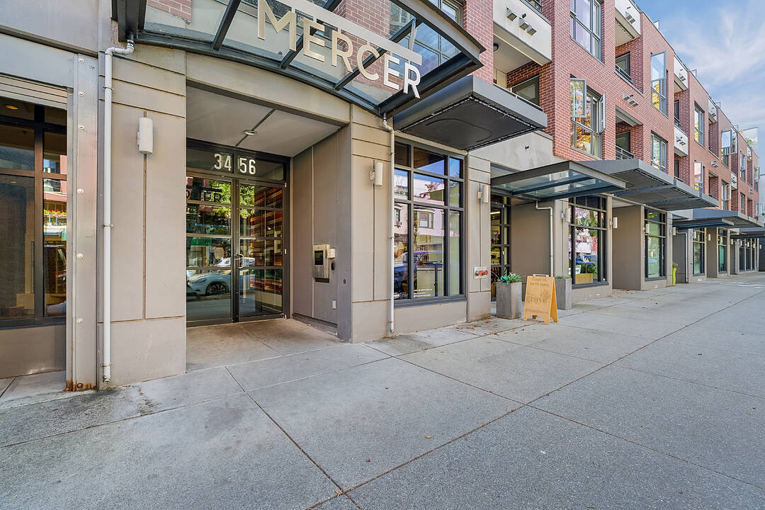 3456 Commercial Street #206, Vancouver, British Columbia