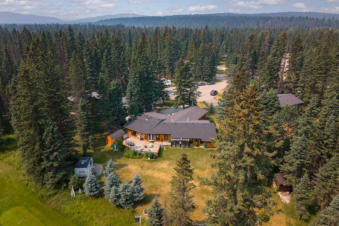 6 Wolf Close, Rural Rocky View County, Alberta