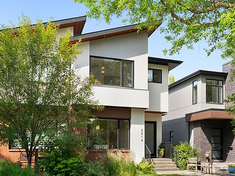 2014 48 Avenue SW, Calgary