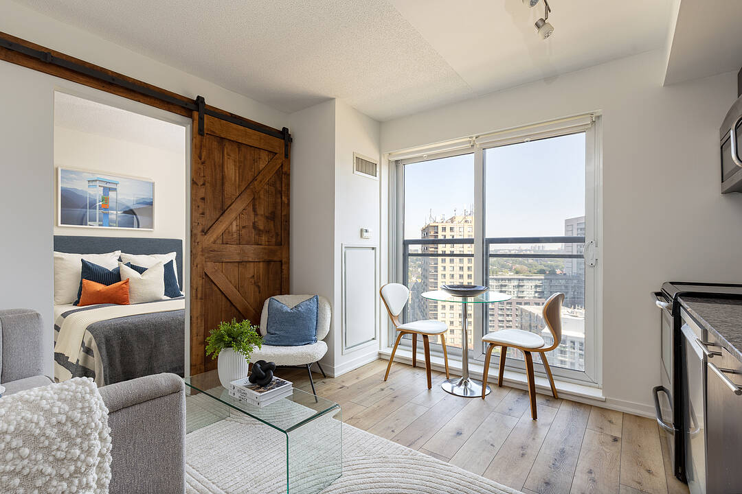 38 Joe Shuster Way #1619, Toronto, Ontario