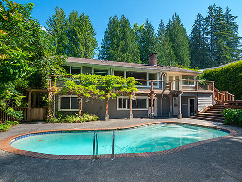 545 Kings Road E, North Vancouver
