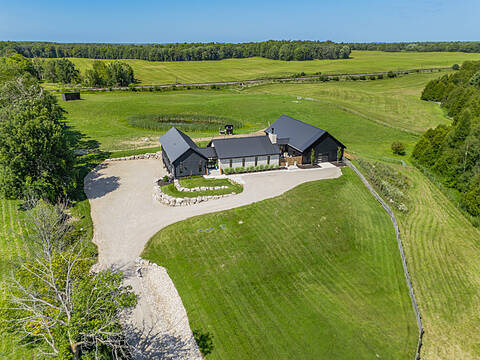 6808 Gore Rd, Puslinch