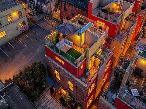 1-532 1/2 Fisgard Street, Victoria