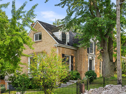 29 Highbourne Ave, Toronto