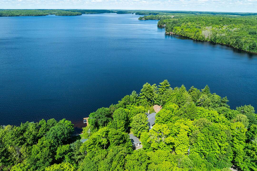 326 Chikopi Road, Magnetawan, Ontario
