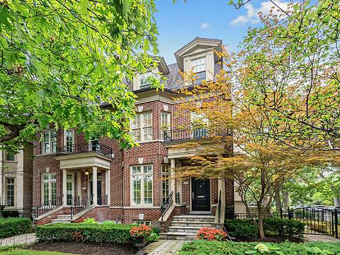 109 Lonsdale Rd, Toronto