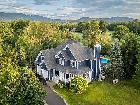 239 Rue de la Couronne, Bromont