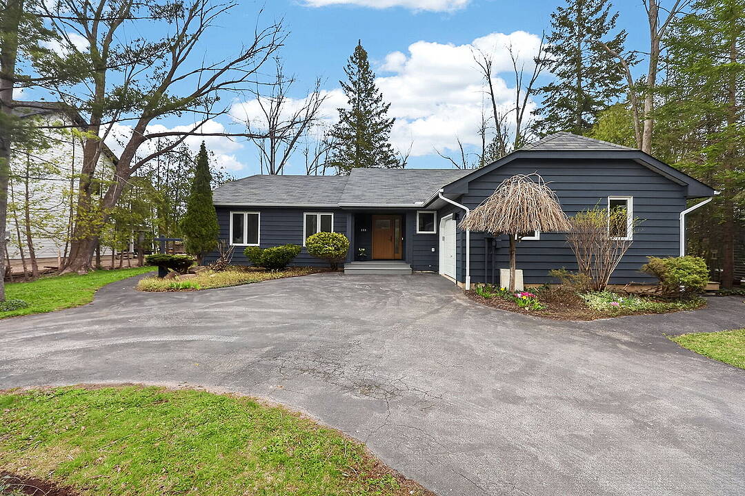 111 Patricia Drive, Blue Mountains, Ontario