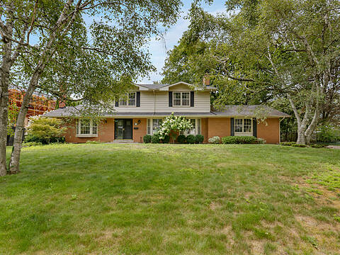 174 Claxton Dr, Oakville