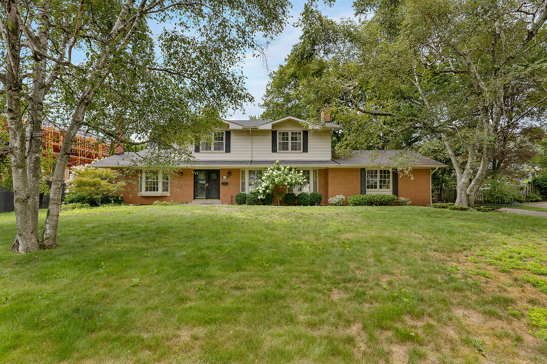 174 Claxton Dr, Oakville, Ontario